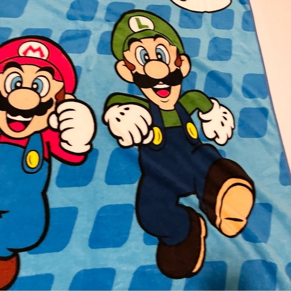 2013 Nintendo Super Mario Kids Blanket 60" x 45" - Picture 3 of 16